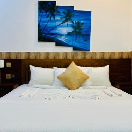 Venturo Maldives Hotell Maafushi Exteriör bild