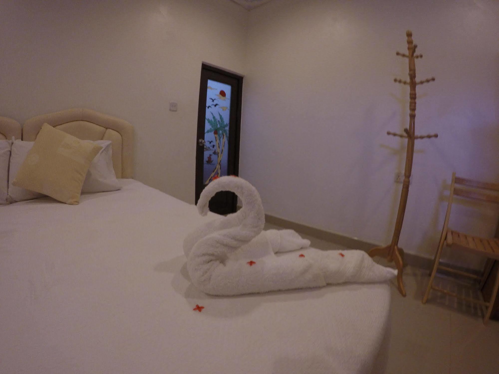 Venturo Maldives Hotell Maafushi Exteriör bild